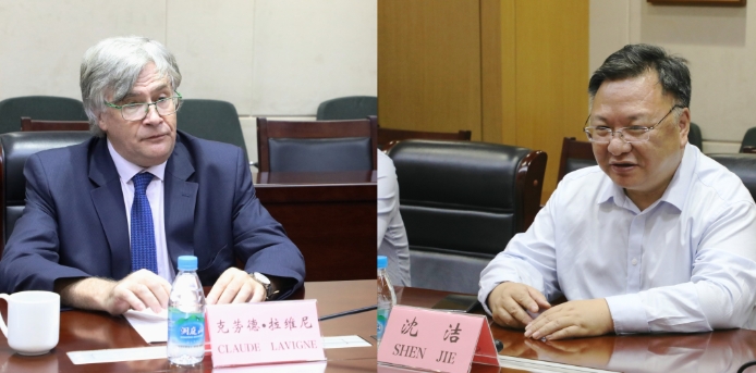 法国社会事务总监察署名誉总监克劳德到访我院.png