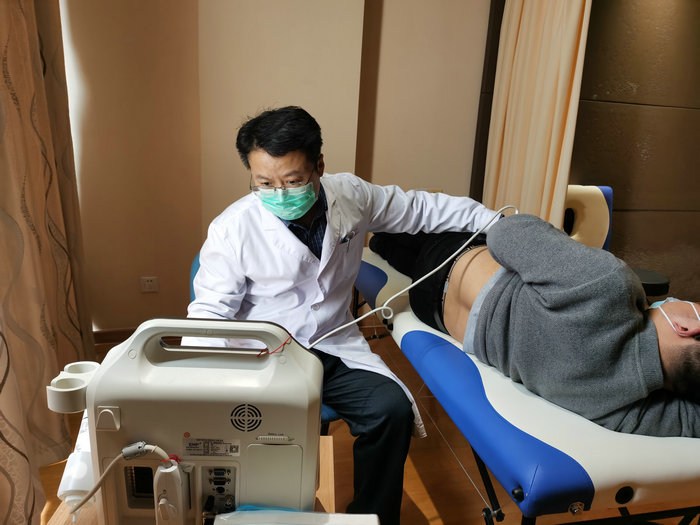 “义诊进院所，健康高新行”健康义诊走进审协江苏中心_0001.jpg