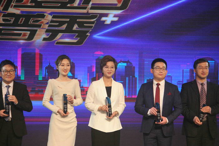 儿科陆敏在江苏省“医师登台科普秀”决赛中荣获二等奖.jpg 儿科陆敏在江苏省“医师登台科普秀”决赛中荣获二等奖.jpg