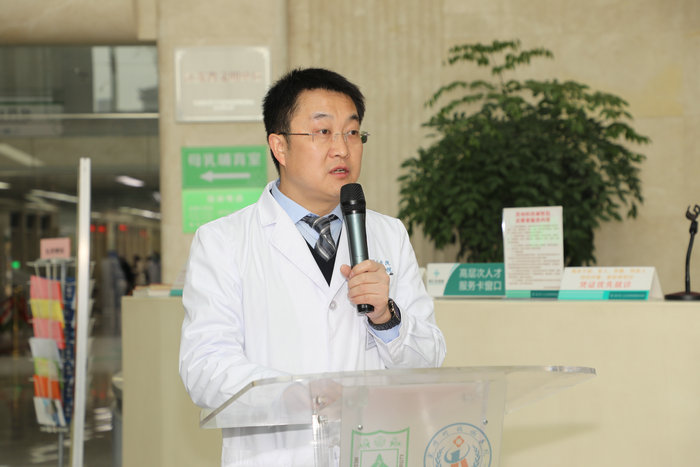 鼓楼医院在我院大型义诊，多学科技术指导专家受聘7.JPG