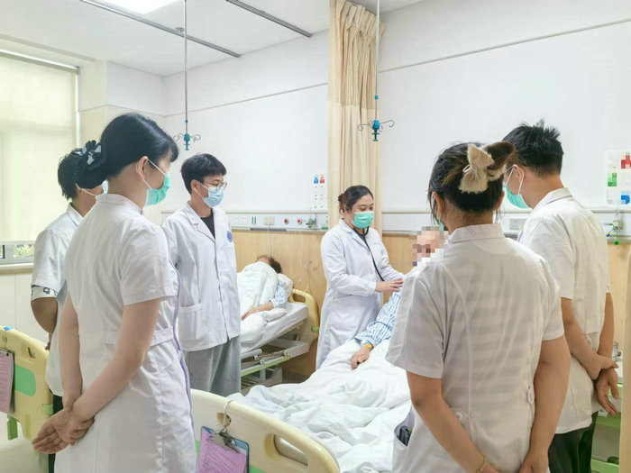 七旬老人食欲不振以为消化道出了问题 原来是急性心肌梗死惹的祸_1.jpg