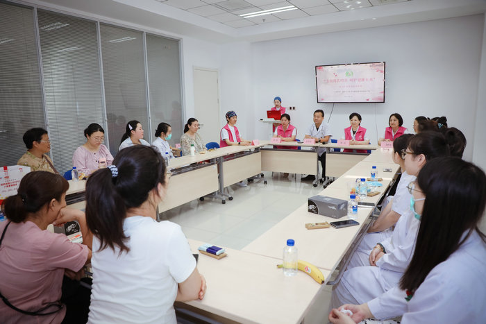 聚焦人文服务与关怀 我院获评全国“美丽医院”建设创新案例2.jpg 聚焦人文服务与关怀 我院获评全国“美丽医院”建设创新案例2.jpg