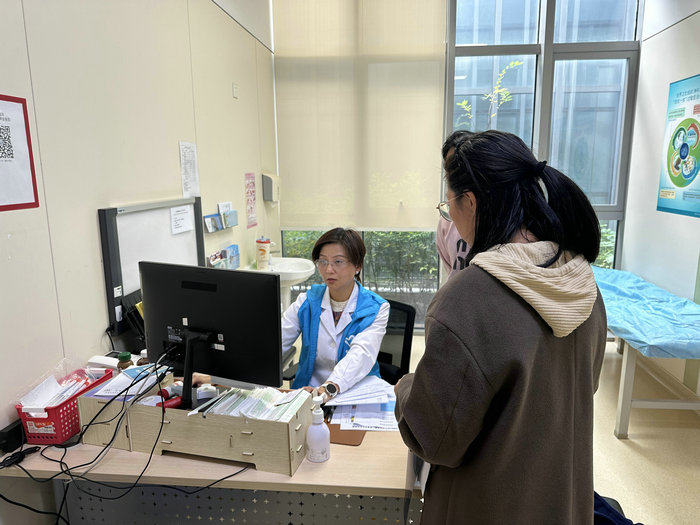 解码成长密码 守护健康未来——我院成功举办儿童生长发育义诊.jpg 解码成长密码 守护健康未来——我院成功举办儿童生长发育义诊.jpg