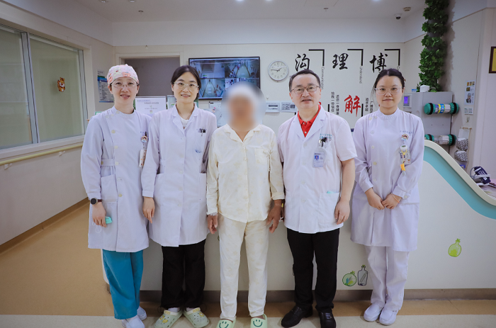 江苏省首例 我院完成梅尼埃病半规管阻塞同期人工耳蜗植入3.png 江苏省首例 我院完成梅尼埃病半规管阻塞同期人工耳蜗植入3.png