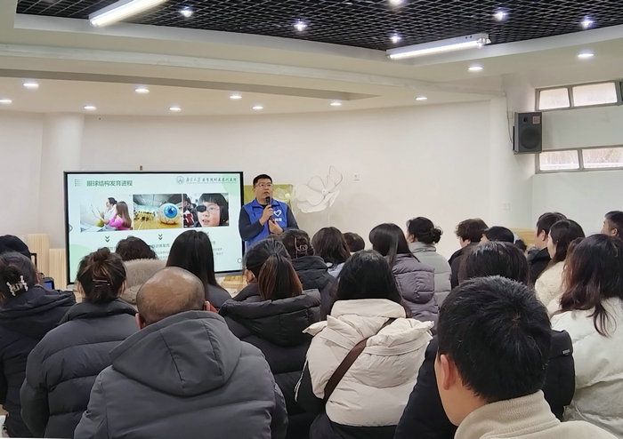 守护明亮双眸，南大苏州医院“光明行动”走进通安两家幼儿园开展健康讲座.jpg