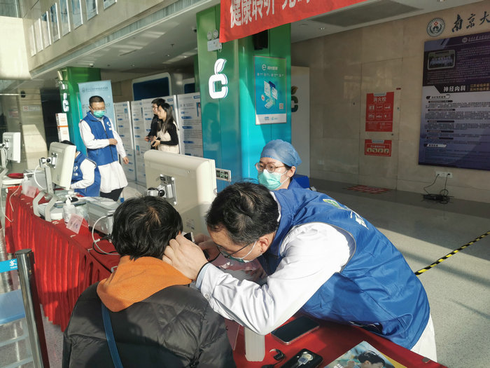 打造呵护耳健康高地，南大苏州医院开展“爱耳日”系列活动3.jpg