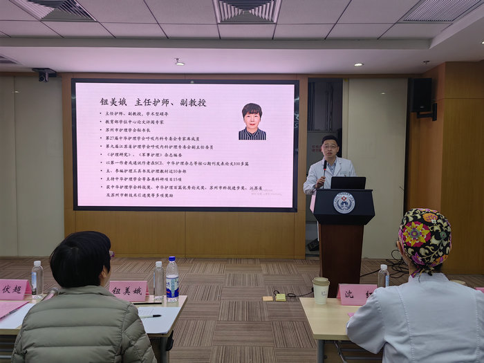 我院举办2025年青年护士读书报告会.jpg
