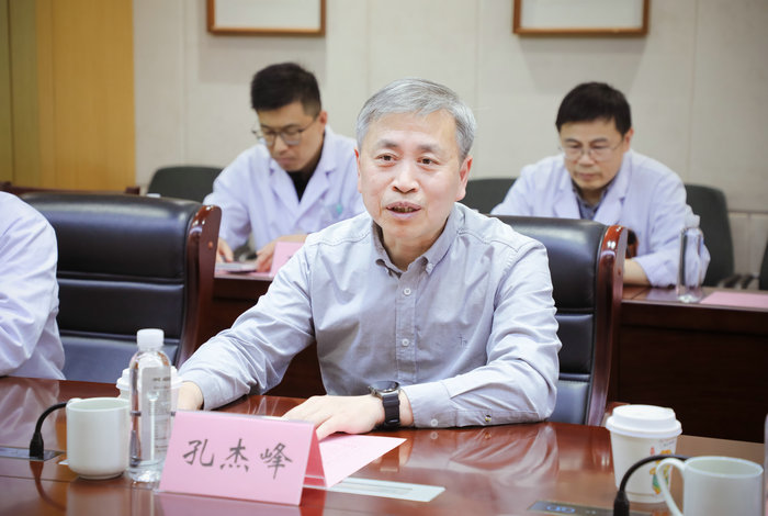 苏州市残联调研南大苏州医院助残工作6.jpg