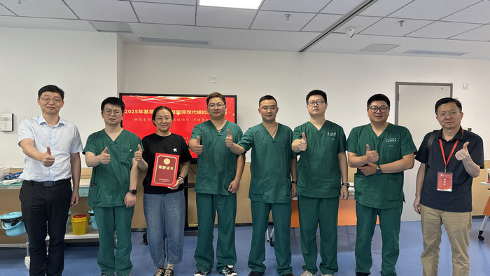 我院急诊团队在苏南心脏骤停模拟救治联盟赛事中斩获精进奖.jpg