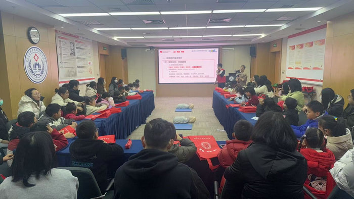 缤纷的冬日 我院红十字基地开展1月度开放日活动2.jpg 缤纷的冬日 我院红十字基地开展1月度开放日活动2.jpg