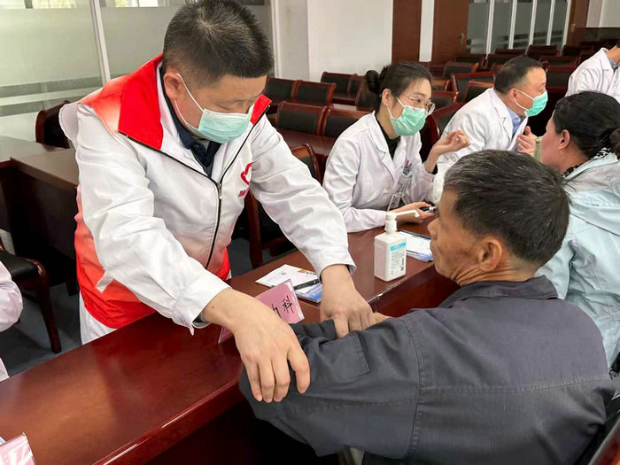 文明典型达20人次 我院神经内科蔡增林上榜“苏州高新区身边好人”3.jpg