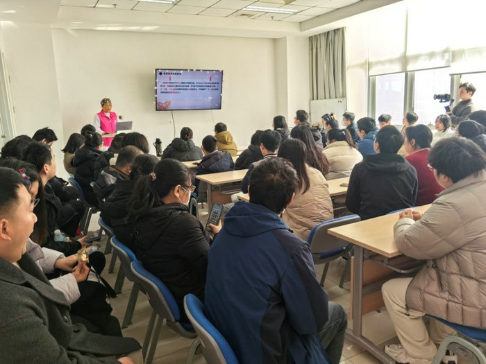 情暖三八·孕见美好 我院成功举办女神节健康惠民活动.jpg