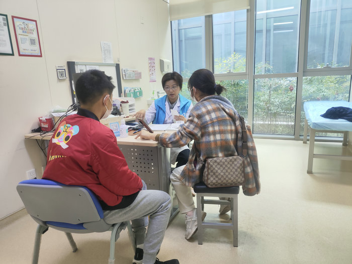 精准评估促成长 我院儿童骨龄义诊活动圆满举行.jpg