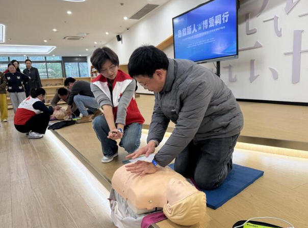 新华日报（交汇点）：做细做实志愿服务 南大苏州医院在苏州高新区青志赛获奖三项