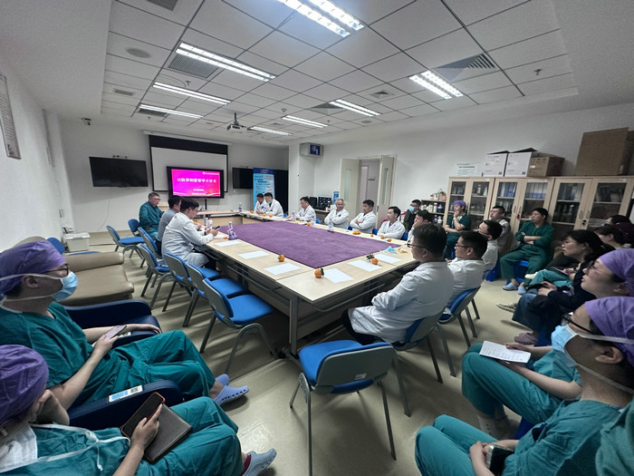 精研医疗技术 守护生命防线——我院动脉穿刺学术沙龙成功召开.jpg