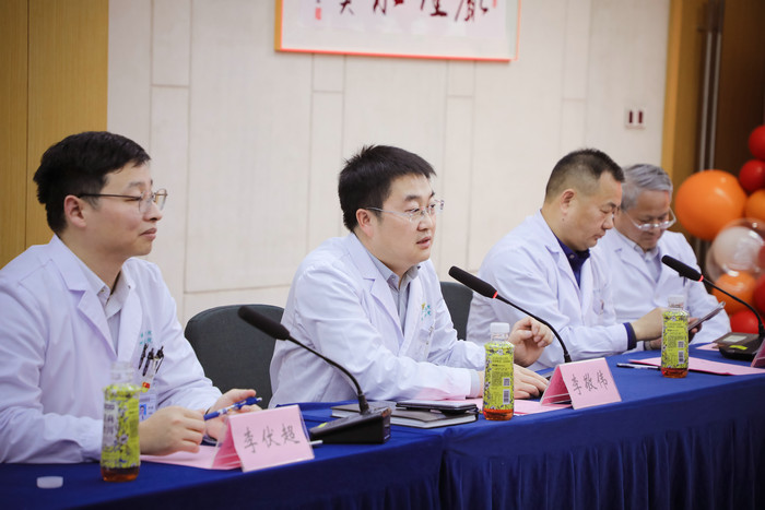 致敬芳华 感恩有你 陈雪芳同志光荣退休座谈会暖心举行4.jpg