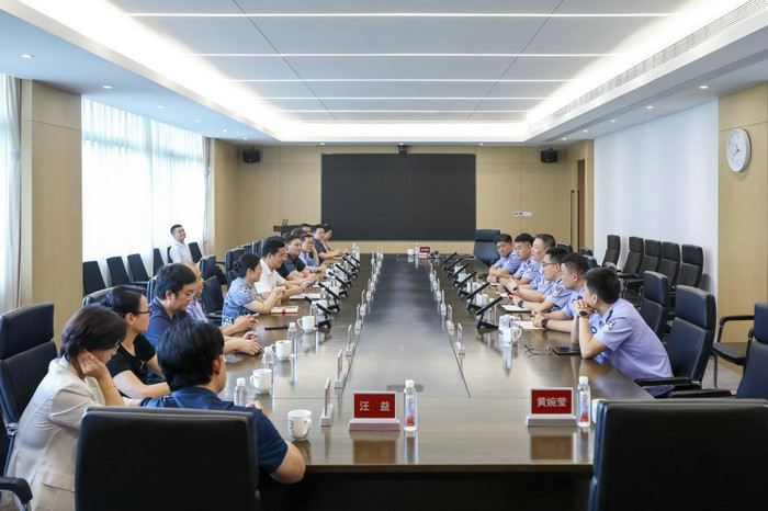 我院赴苏州高新区公安分局开展学习交流3.jpg 我院赴苏州高新区公安分局开展学习交流3.jpg