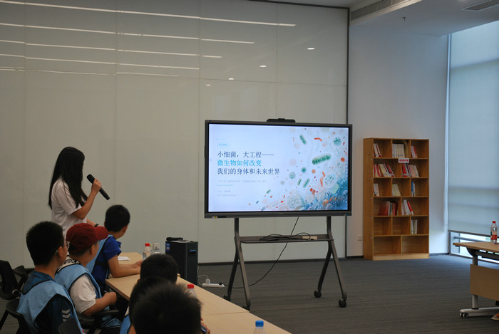 “童新向善”党建聚力共助青少儿成长.JPG