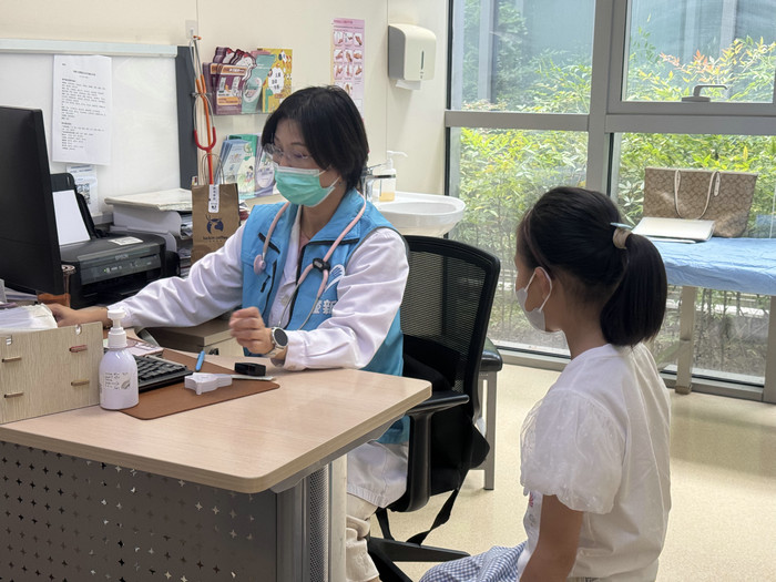 我院开展儿童生长发育骨龄公益义诊 为辖区儿童健康成长护航.jpg 我院开展儿童生长发育骨龄公益义诊 为辖区儿童健康成长护航.jpg